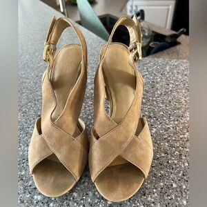 MICHAEL Michael Kors suede tan Becky Sandals size 9.5
